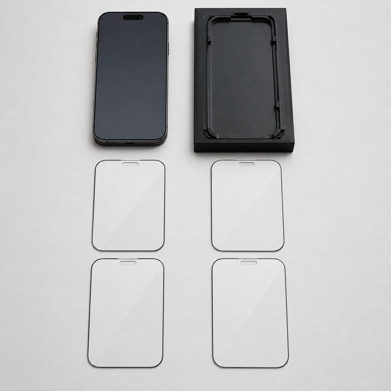 Vier HD-Panzergläser für iPhone mit Staubfrei-Montagebox
